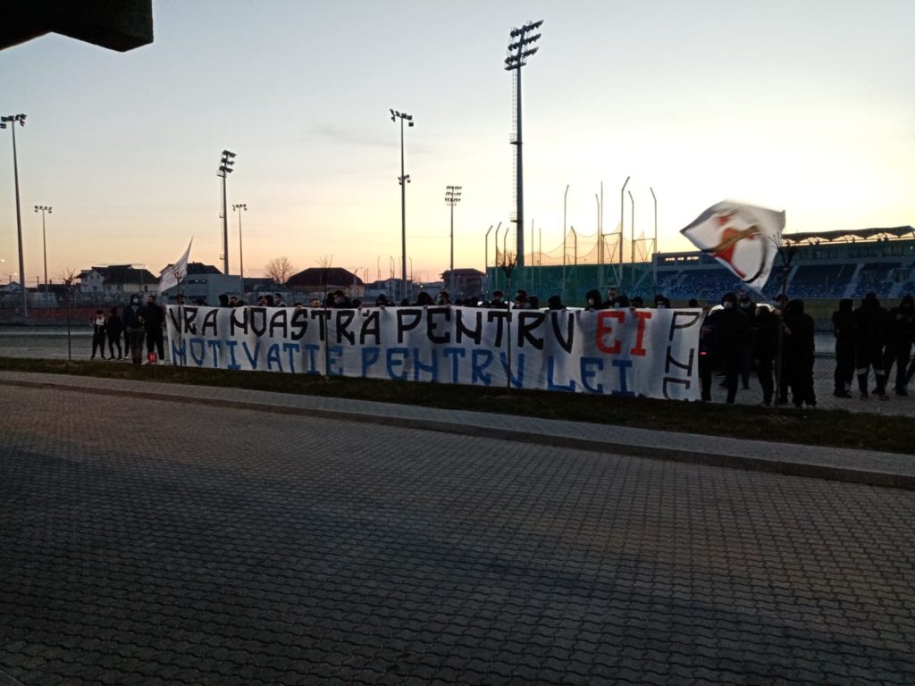 „U“ Craiova  – Dinamo | Peluza Nord a motivat „leii“ după ultimul antrenament
