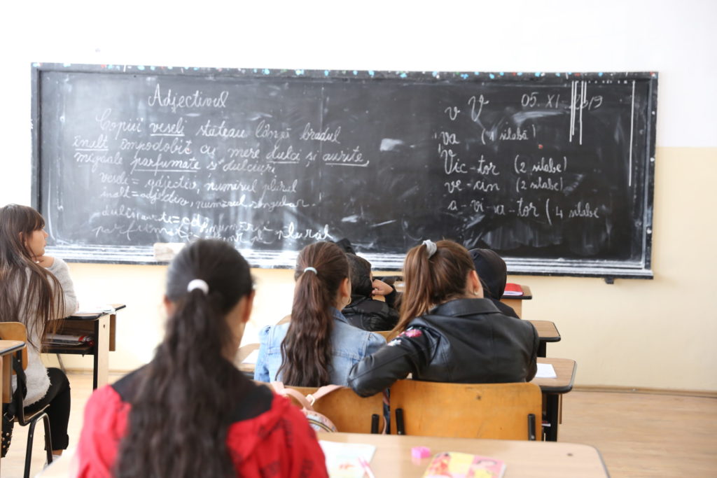 Costul standard per elev va fi mai mare în mediul rural