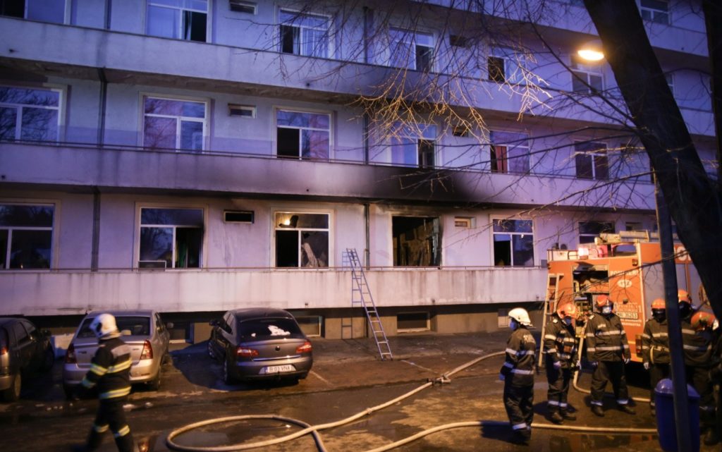Încă un deces după incendiul de la Matei Balș