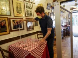 Italia redeschide muzeele şi restaurantele