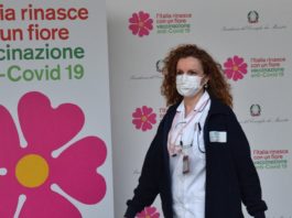 Italia vrea să vaccineze 10 milioane de oameni pe lună după Paşte
