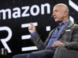 Jeff Bezos vrea să-şi doneze averea în scopuri nobile