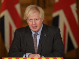 Boris Johnson: Trebuie să ne obișnuim cu ideea revaccinării în sezonul de toamnă