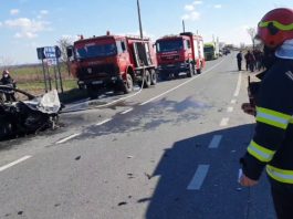 Traficul rutier a fost reluat alternativ la intrarea în comuna Osica de Sus, în urma accidentului care s-a soldat cu patru persoane rănite