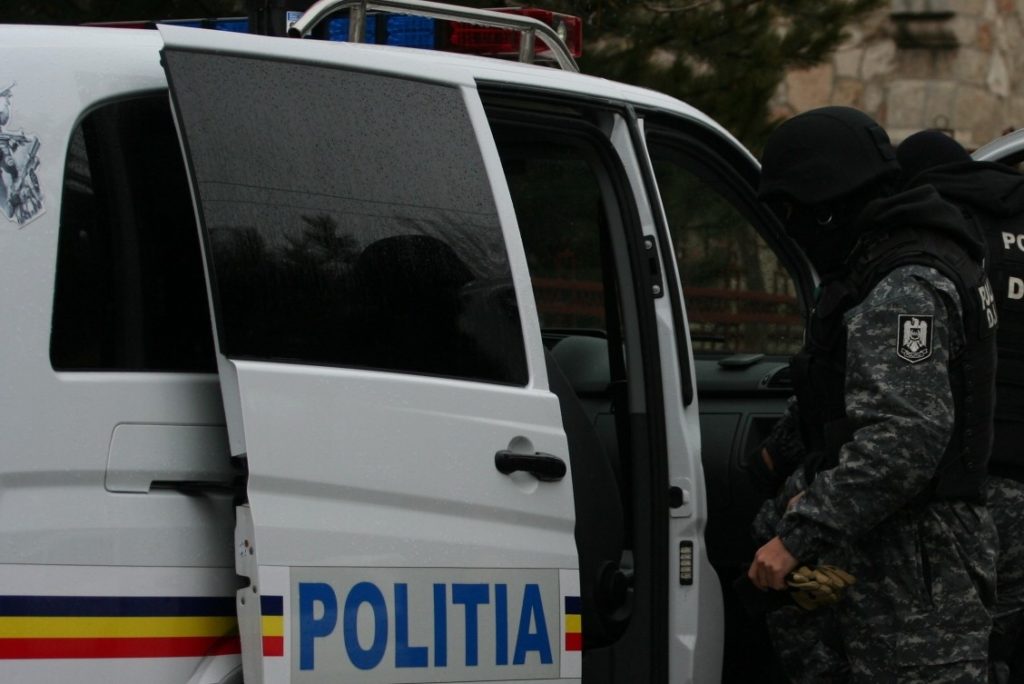 11 percheziții în Iași. Este vizată și Primăria