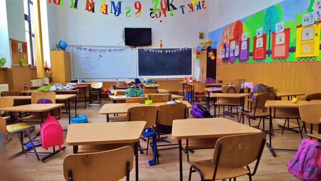 În Dolj, a crescut numărul şcolilor în scenariul 3
