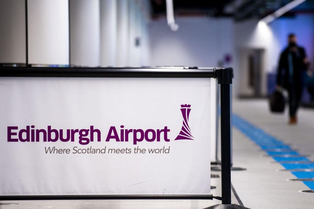Toţi călătorii ce vor sosi în Scoţia vor trebui să stea în carantină instituţionalizată