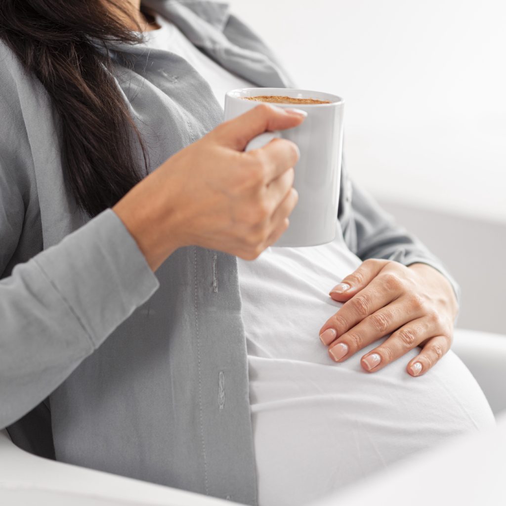 Cafeaua în timpul sarcinii: Când ar trebui să spui stop