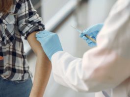 73 de cabinete noi pentru vaccinarea cu Moderna, operaționale
