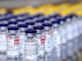 Austria vrea să producă vaccinuri ruseşti sau chinezeşti