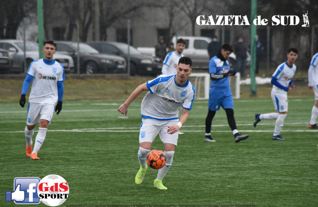 Liga 3 / Universitatea II Craiova a câștigat o repriză la Pucioasa, nu și meciul