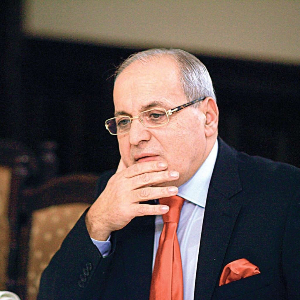 Nelu Ploieşteanu, diagnosticat cu COVID, în stare gravă la ATI
