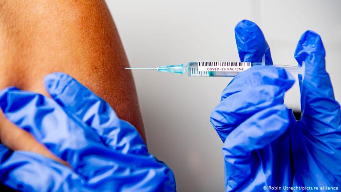 Peste 2 milioane de persoane vaccinate în România