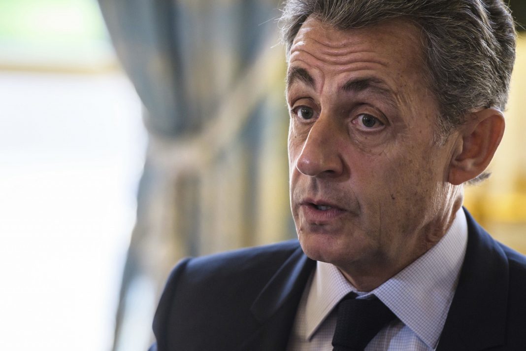 Nicolas Sarkozy, condamnat la trei ani de închisoare pentru corupţie şi trafic de influenţă