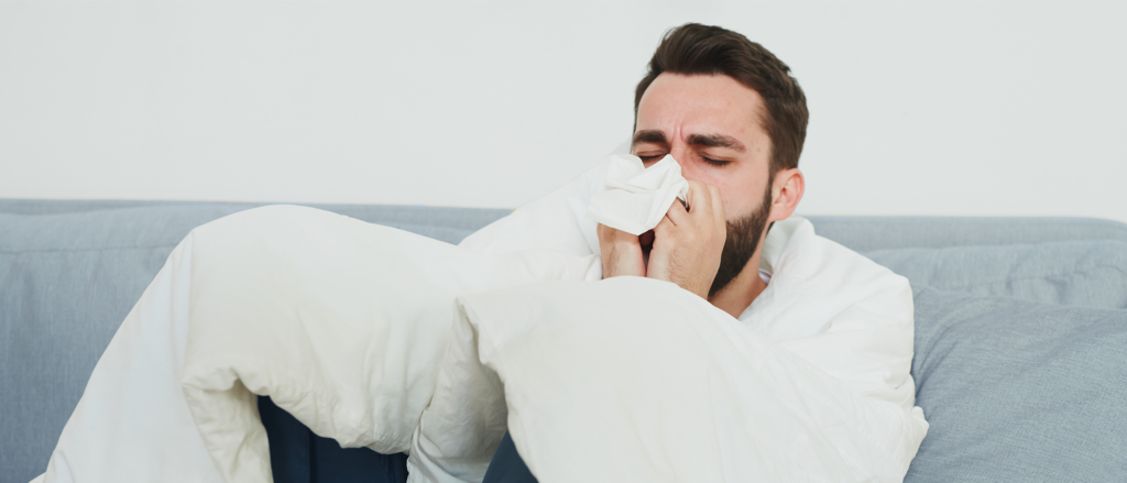 Răceala banală ne-ar putea feri de coronavirus