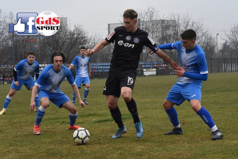 Liga Elitelor / Academia „Gică Popescu“ și LPS Bihor și-au împărțit victoriile