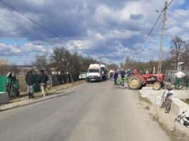 O coliziune a avut loc, în urmă cu puțin timp, în comuna vâlceană Lădești, pe DJ 643 B, între un autoturism și un tractor