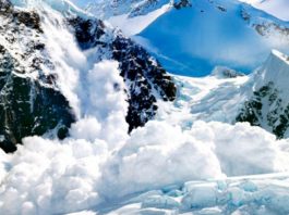 Risc mare de avalanşe în munţii Făgăraş şi Bucegi