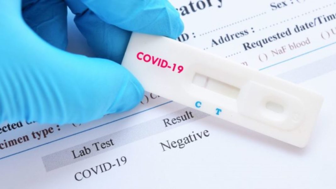 Testarea și vaccinarea împotriva COVID-19 ar urma să se facă și în farmacii