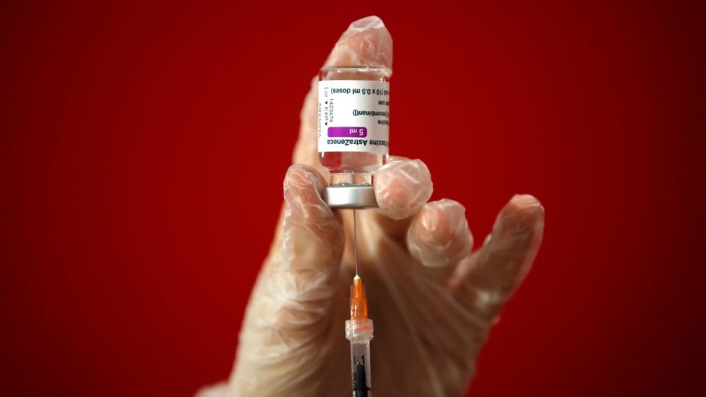 Și Olanda a suspendat vaccinarea cu AstraZeneca, ca ”măsură de precauție”