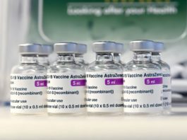 Franța suspendă vaccinarea cu AstraZeneca