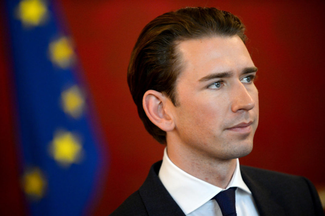 Cancelarul austriac acuză contracte secrete în UE privind vaccinurile anti-COVID