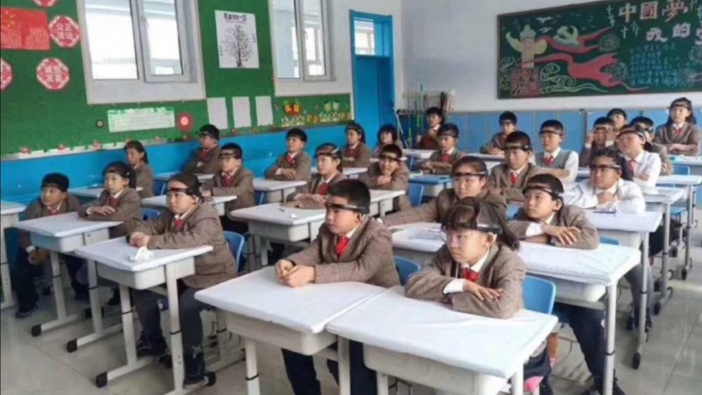 China vrea să interzică profesorilor să aplice pedepse prea aspre