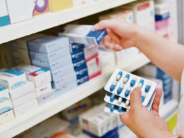 Farmaciile pot elibera antibiotice fără rețetă