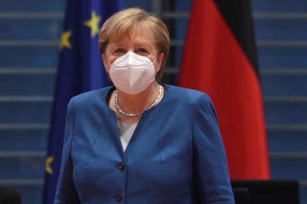 Agela Merkel, pregătită să se vaccineze cu AstraZeneca