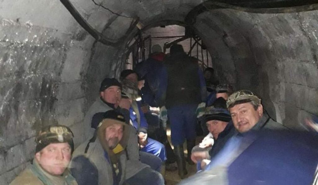 Guvernul a acordat 4,05 milioane de lei pentru plata restanţelor către minerii de la Crucea