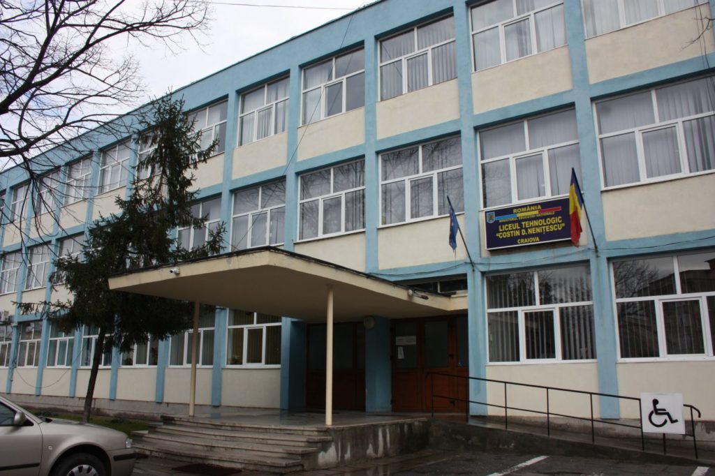 Liceele din Dolj pregătesc noi specializări pentru admitere