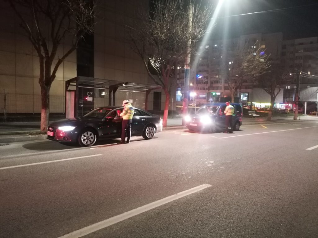 250 de autovehicule, verificate de polițiștii doljeni