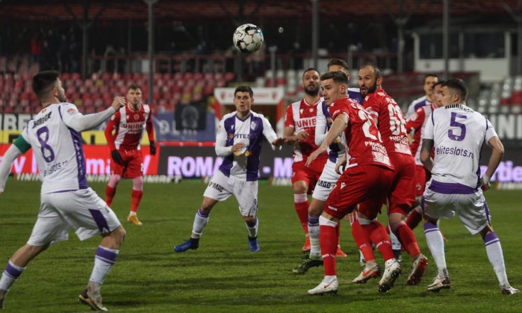 Liga 1 / „Pe Argeș în jos“, Dinamo „coboară“ frumos!