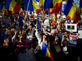 Proteste anti-restricții și anti-mască în București