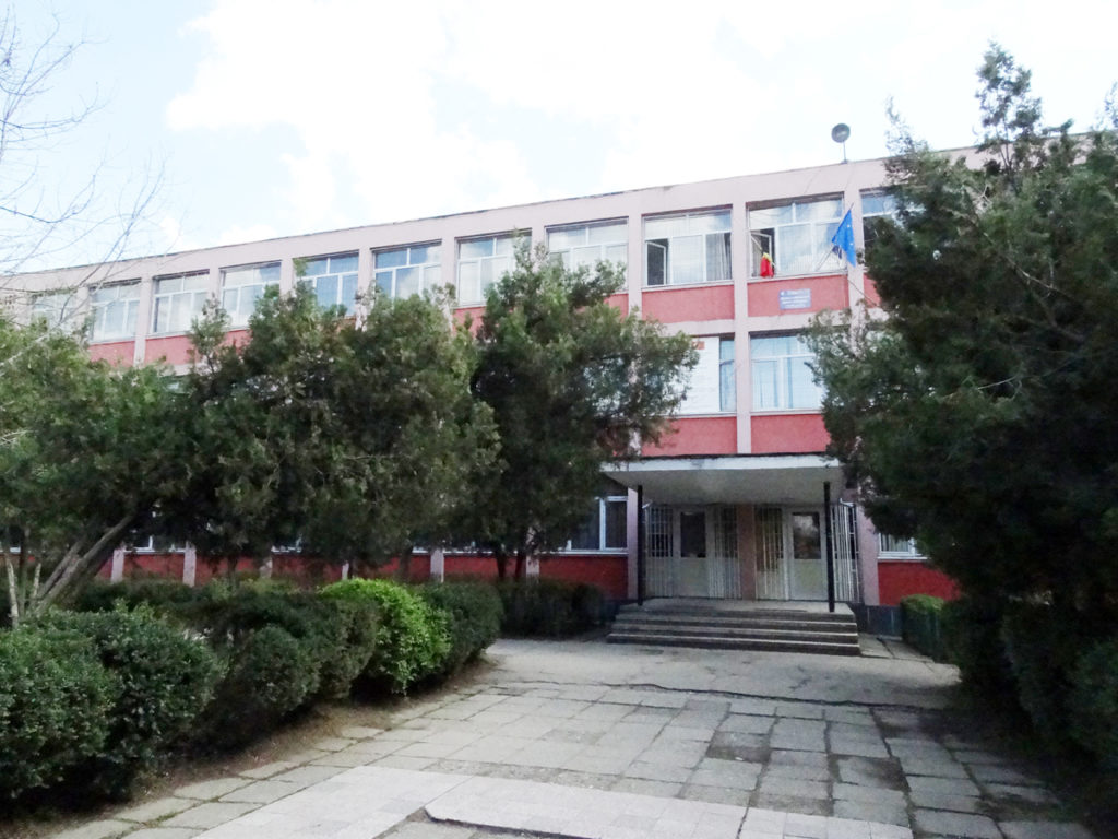 Focar de COVID 19 într-o şcoală din Craiova, depistat cu testele rapide