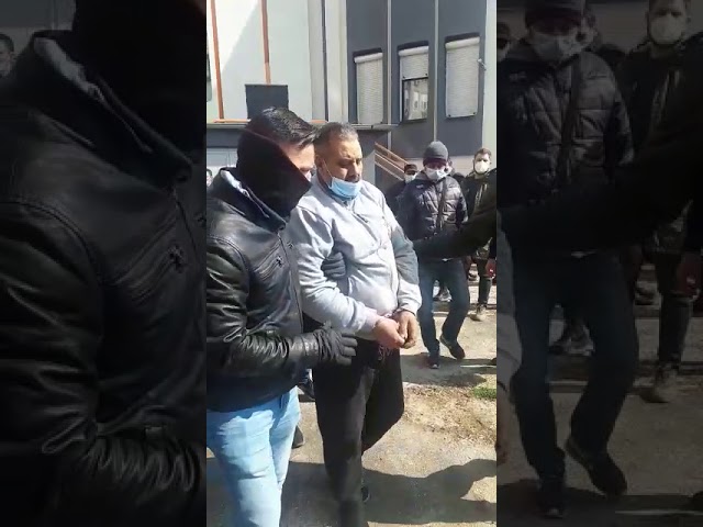 Deținutul fugit din spital, găsit într-un canal