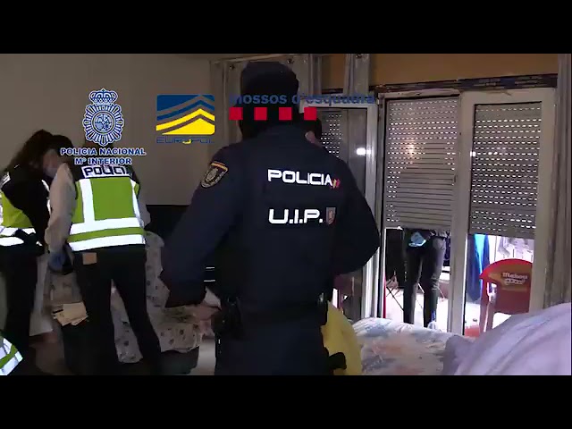 VIDEO: Femei eliberate în Spania și România după dezmembrarea unei rețele internaționale de proxeneți