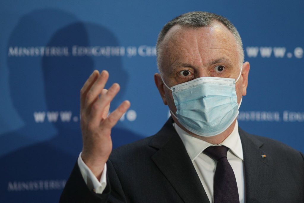Cîmpeanu: Examenele de evaluare națională și bacalaureat 2021 s-ar putea reprograma