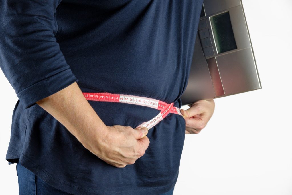 Obezitatea, factor major de risc în decesele COVID-19