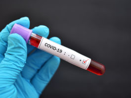 Asistentă de 34 de ani gravidă în luna a 8-a a murit infectată cu COVID