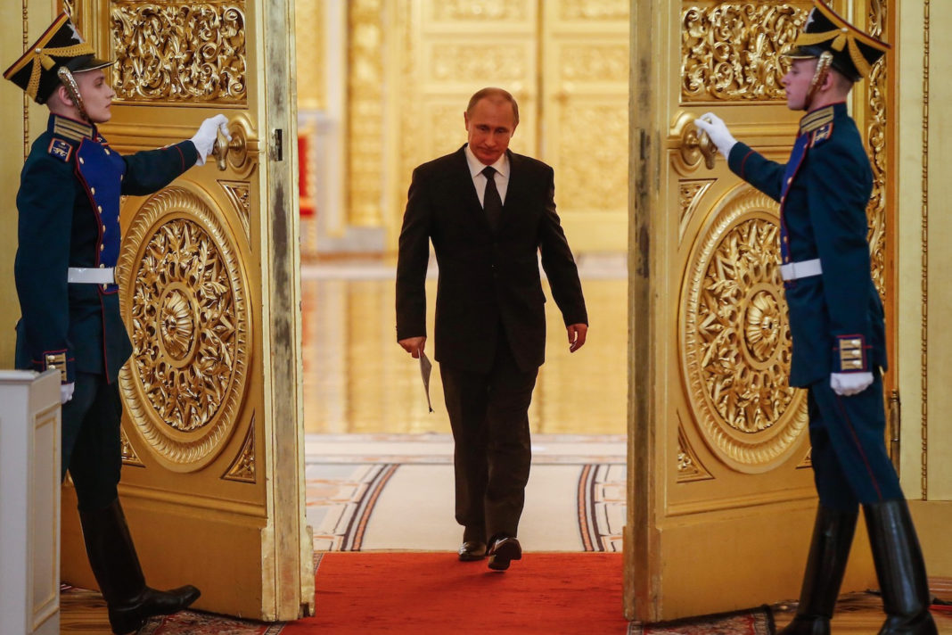 Putin a primit prin lege dreptul la încă două mandate de preşedinte
