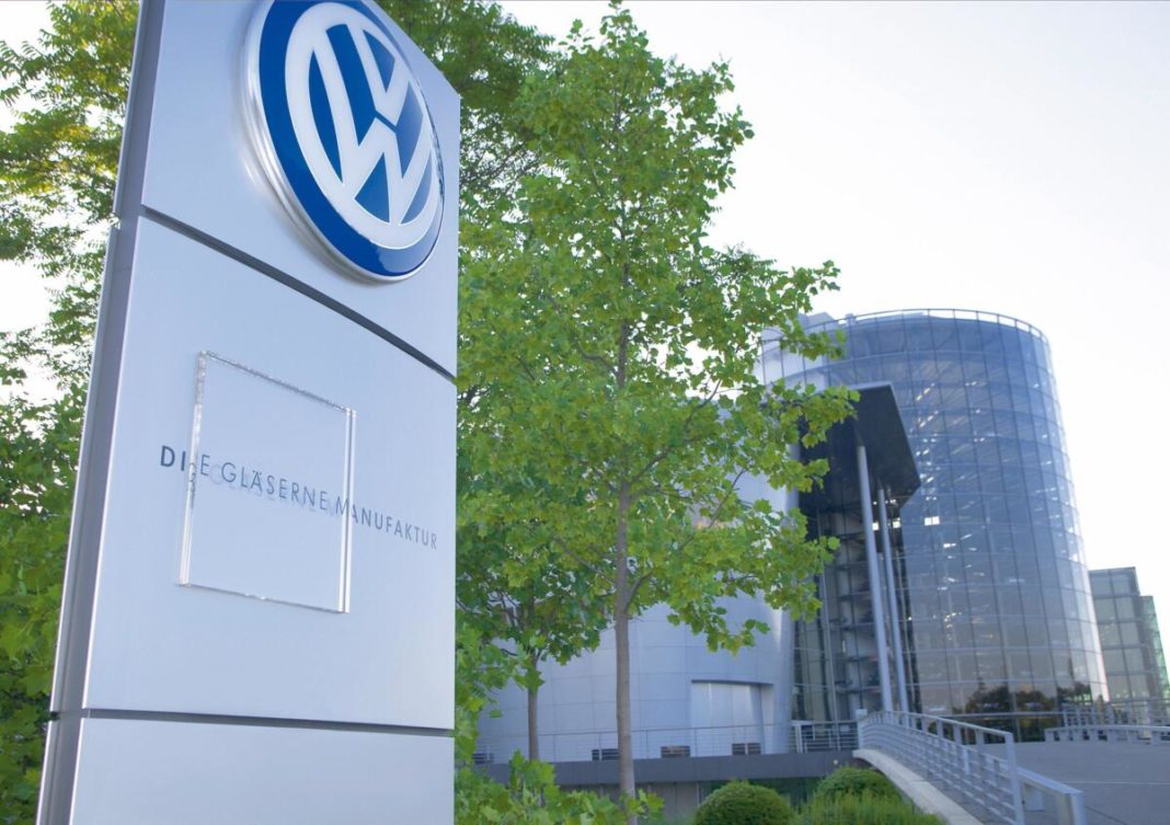 Volkswagen va renunţa la 5.000 de angajaţi de la fabricile sale din Germania