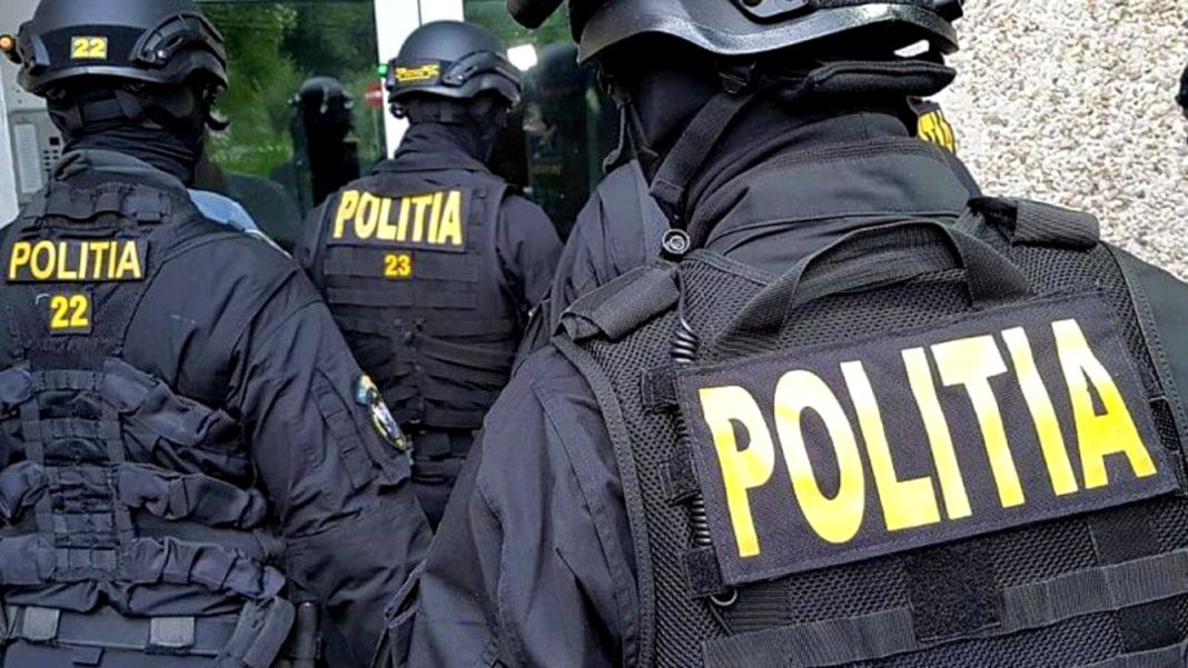Descinderi ale poliției la sediul Primăriei Bâlteni și la casa primarului din localitate