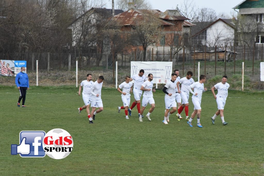 Liga 3 / CSO Filiași a pierdut la Roșiori, cu Sporting, în prelungiri