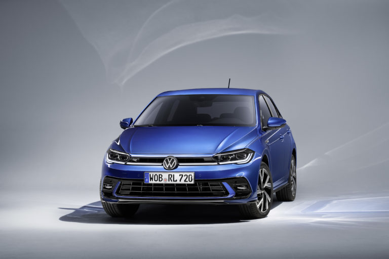 Evoluție spre următorul nivel: Noul Polo este unul dintre primele din clasa sa care oferă conducere parțial automatizată