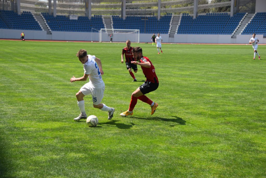 Liga 2 / Urma scapă turma! Viitorul Pandurii și-a luat punctele cu Reșița în prelungiri