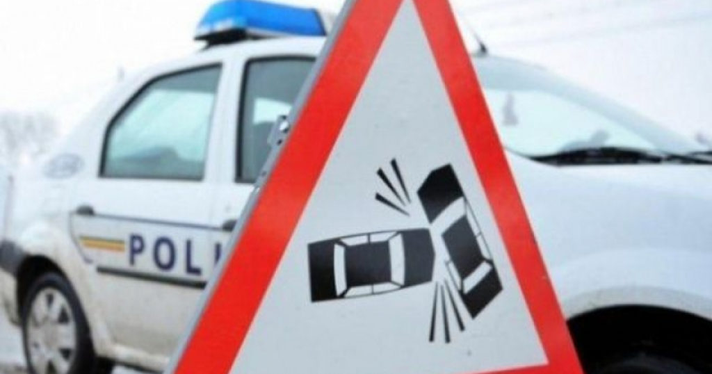 Un mort şi doi răniţi într-un accident rutier în Argeş