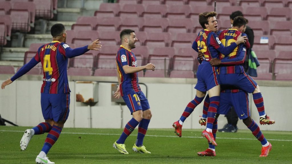 Barcelona, la un punct de primul loc după victoria din prelungiri cu Valladolid