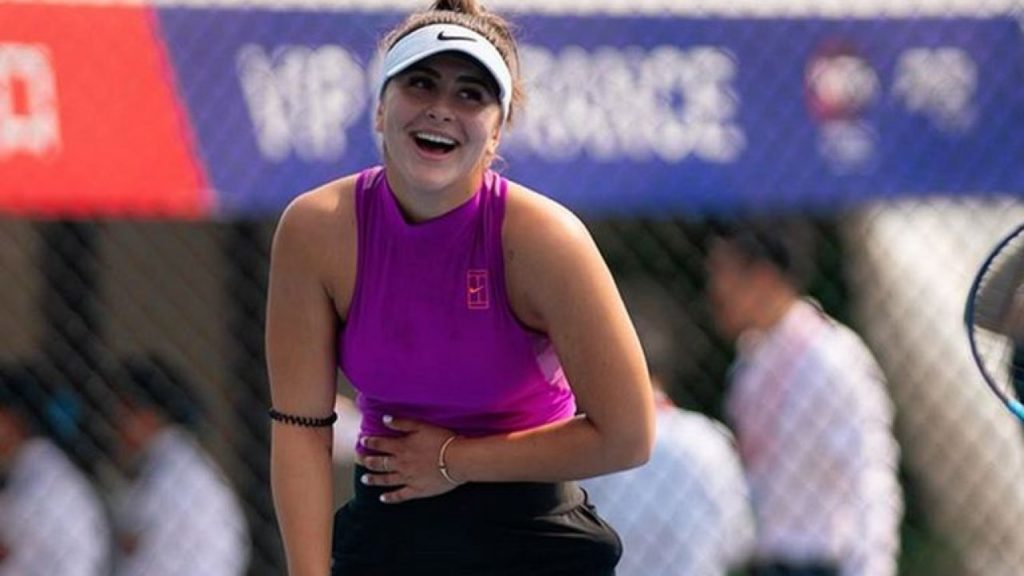 Bianca Andreescu va lupta pentru trofeu la Miami! Meci maraton cu Sakkari