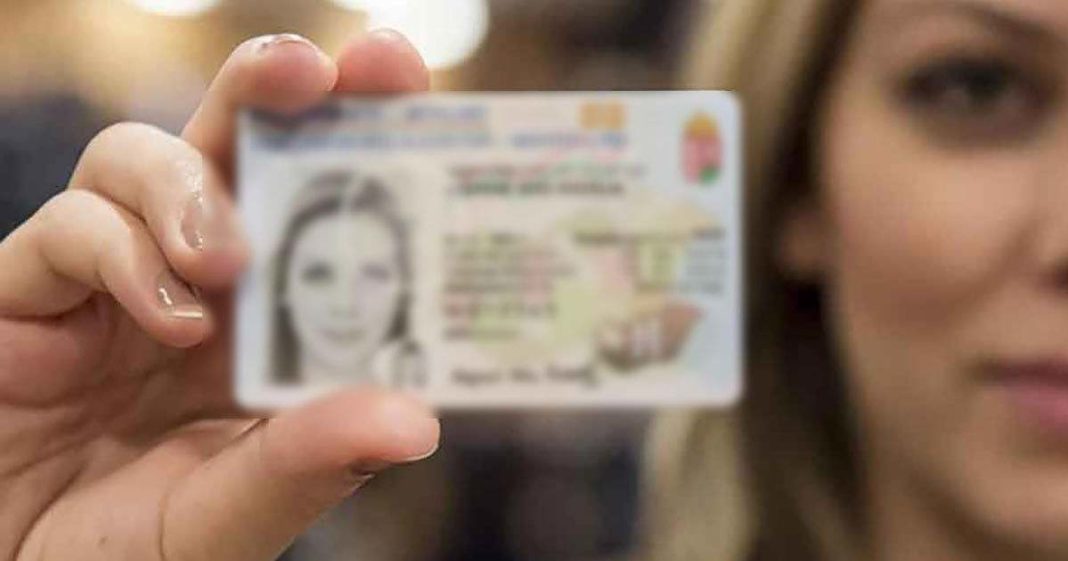 Noile cărți de identitate vor permite identificarea cetățenilor într-un cloud guvernamental